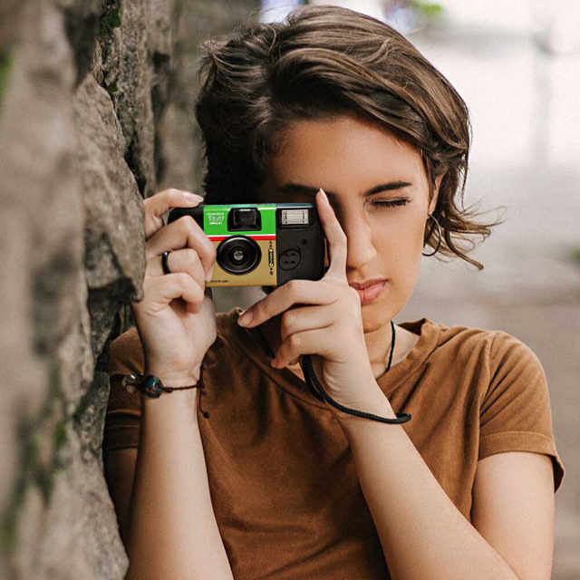 Retro 1986 Fuji Kodak disposable film camera fool flash colorful birthday gift for women