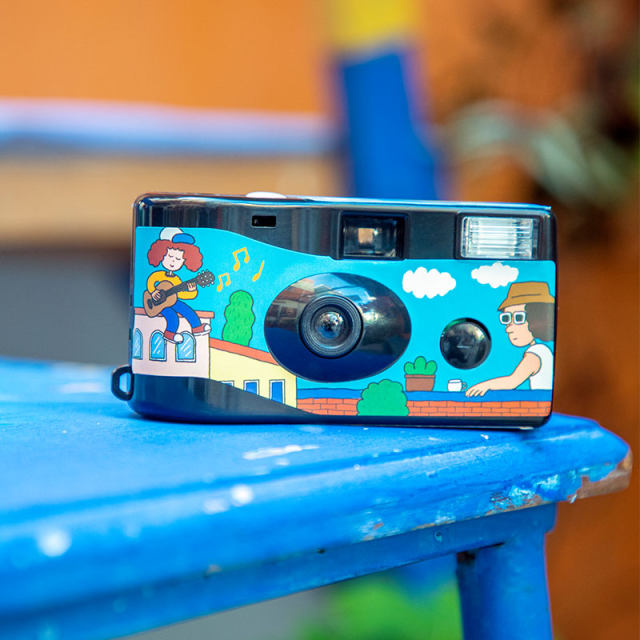 Foxed Corder retro disposable film camera flash, fool color film machine creative gift student female female female
