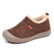 Winter new old Beijing cotton shoes for women, thickened with velvet, middle-aged and elderly mothers' shoes, non-slip and warm slip-on shoes