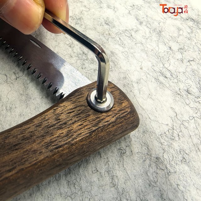 Tao Ya hand-made mini small hand saw pocket walnut folding bonsai handmade gardening saw portable 551