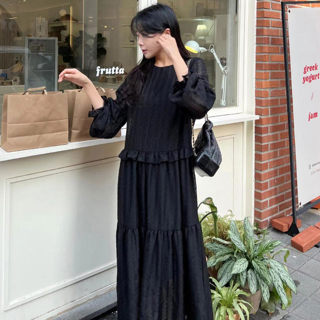 South Korea Chic Autumn Elegant Temperament Round Neck Heavy Industry Hollow Lace Hook Flower Staggering Corporal long -sleeved dress