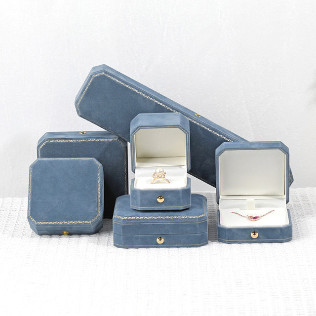 Star anise lace proposal nail buckle jewelry box ring pendant box fashion noble bracelet necklace set decoration box