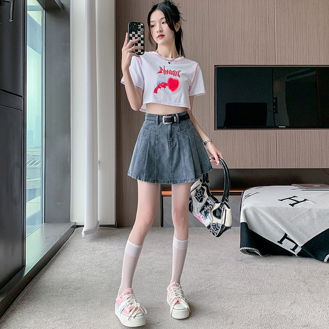 Gray denim skirt for women thin summer 2025 new high-waist pleated short skirt anti-exposure A-line skirt pants