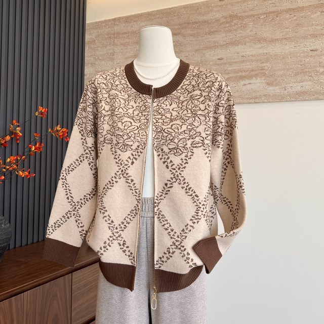 Mom's new autumn fashion knitted top vintage zipper cardigan middle-aged women's round neck commuter jacket