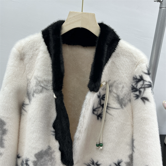 2025 new winter mink coat for women's mid-length Chinese style mother's fur integrated over-knee fur coat