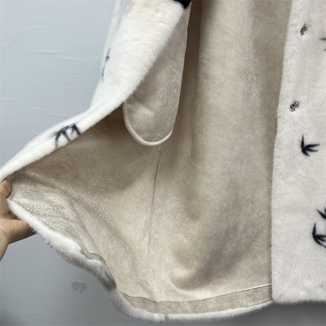 2025 new winter mink coat for women's mid-length Chinese style mother's fur integrated over-knee fur coat