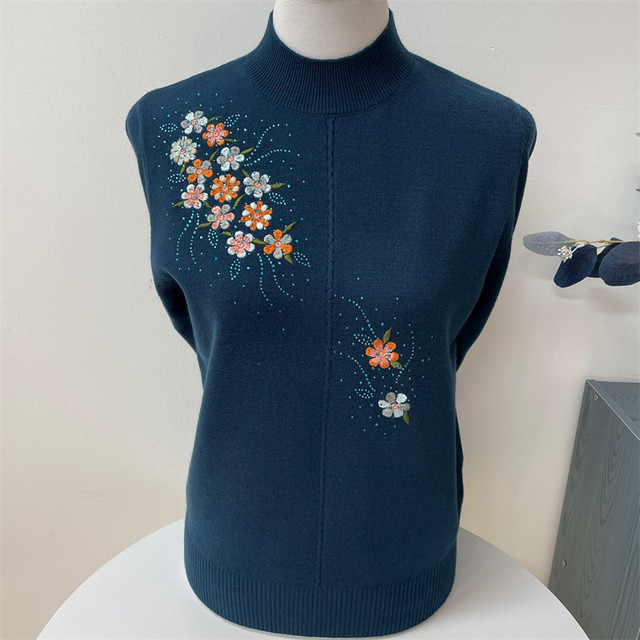 Western style mother's clothing autumn and winter plus fleece sweater large size middle-aged and elderly women's half turtleneck knitted sweater bottoming shirt