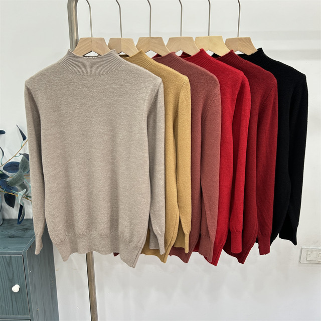 Middle-aged and elderly mother's clothing bottoming sweater plus size middle-aged women's woolen sweater thick autumn and winter sweater inner sweater