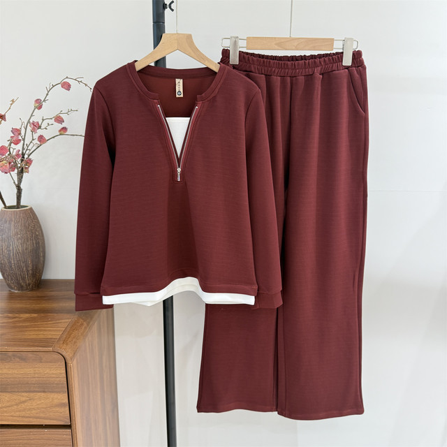 Young mother suit 2025 new spring and autumn casual sports suit fashionable middle-aged and elderly women's fashion two-piece set