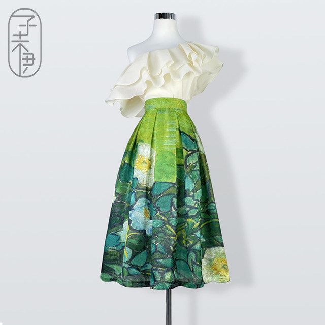 Zi Weiyi original printed A -line green umbrella skirt spring and autumn color summer women's puffy skirt retro high waist skirt
