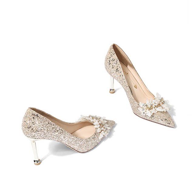 Pointed toe wedding shoes for women 2025 new main wedding dress bride shoes can be worn normally with bridesmaid shoes French crystal high heels