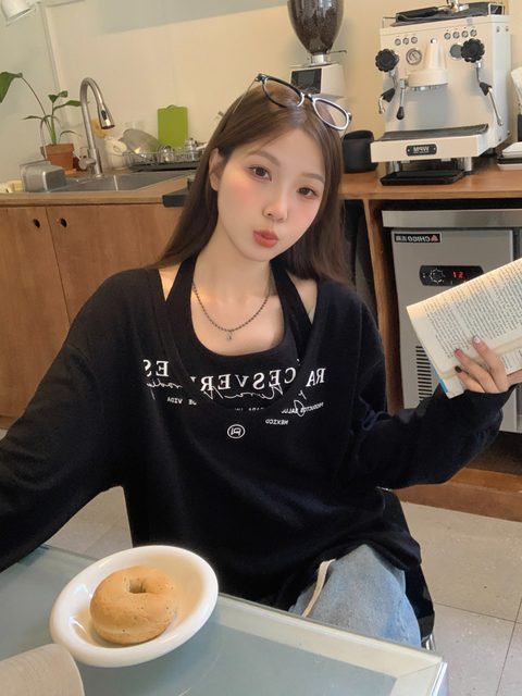 Large size fat MM autumn lazy wind mid -length long V -neck soft glutinous sweater hanging neck vest, two -piece jacket