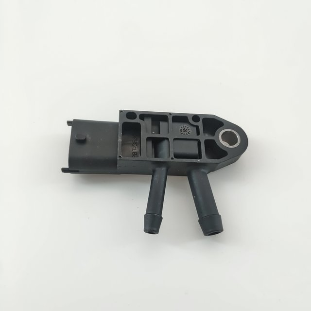 
Korea Ssangyong KORANDO C three-way CDPF differential pressure sensor 6711590058