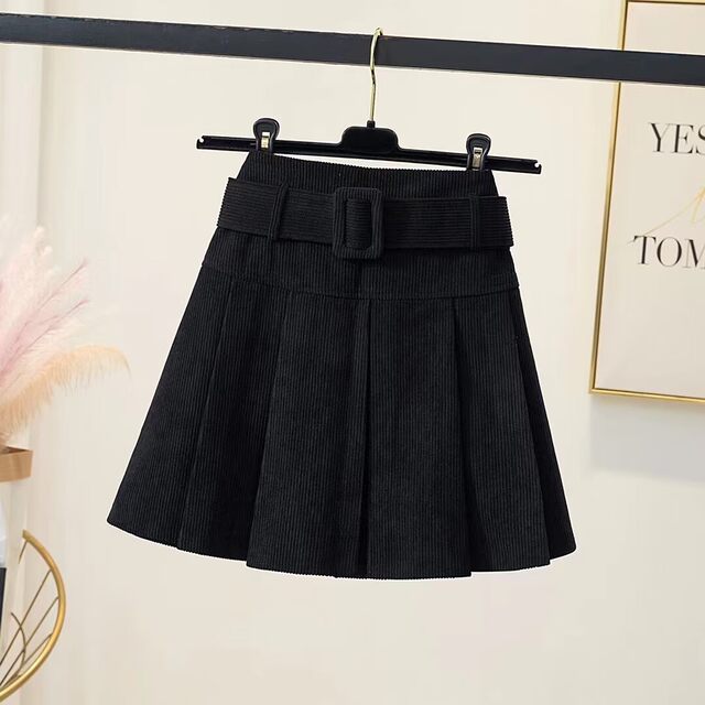 Corduroy pleated skirt autumn and winter 2025 new high-waisted slim niche A-line short skirt for women with leather belt skirt
