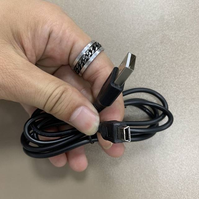 Suitable for Jin Zhengxianke's old man's radio, singing, watching, playing, playing machine player, audio DC5V charger cable data cable