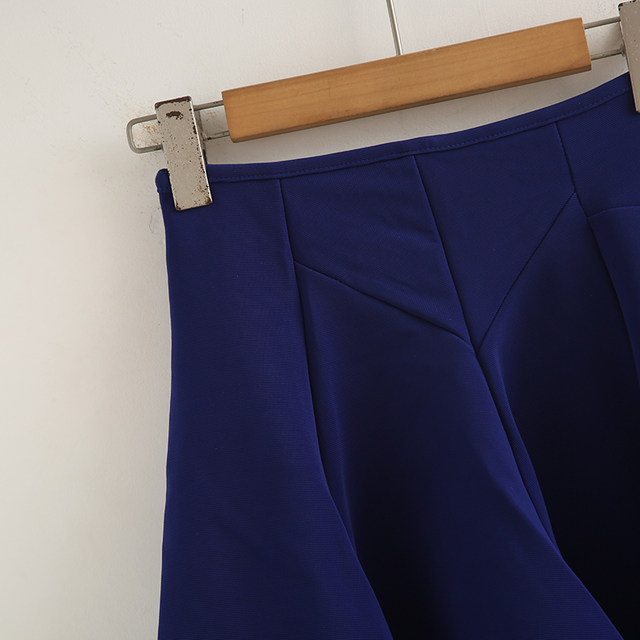 
2025 Spring and Autumn New Slim Skirt Umbrella Skirt High Waist Base Women's Short Skirt Large Hem Skirt Pleated Skirt Trendy