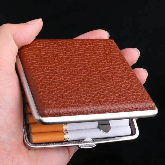 Hand-rolled leather cigarette box with 20 cigarettes, ultra-thin metal simple cigarette, portable cigarette box, cigarette holder, men's gift