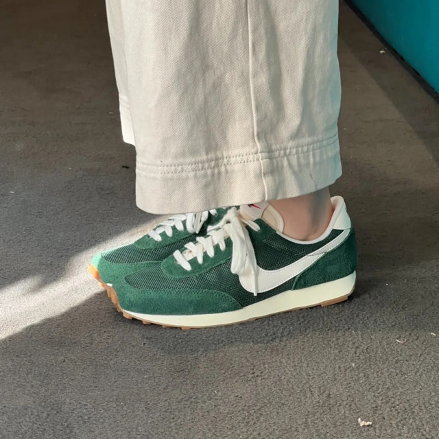 Nike retro shoes Nike Daybreak Vintage green and white training