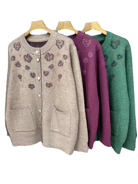 Autumn and winter warm and velvet thickened granny jacket tops loose large size embroidered cardigan sweater for middle-aged and elderly women
