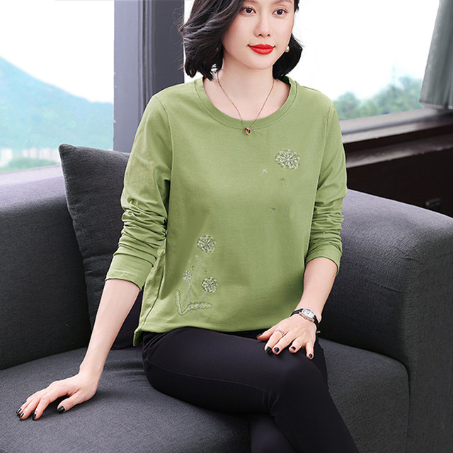 Mom's spring and autumn clothing 2025 new autumn clothes wear pure cotton long-sleeved T-shirt for women, middle-aged and elderly casual tops base shirt