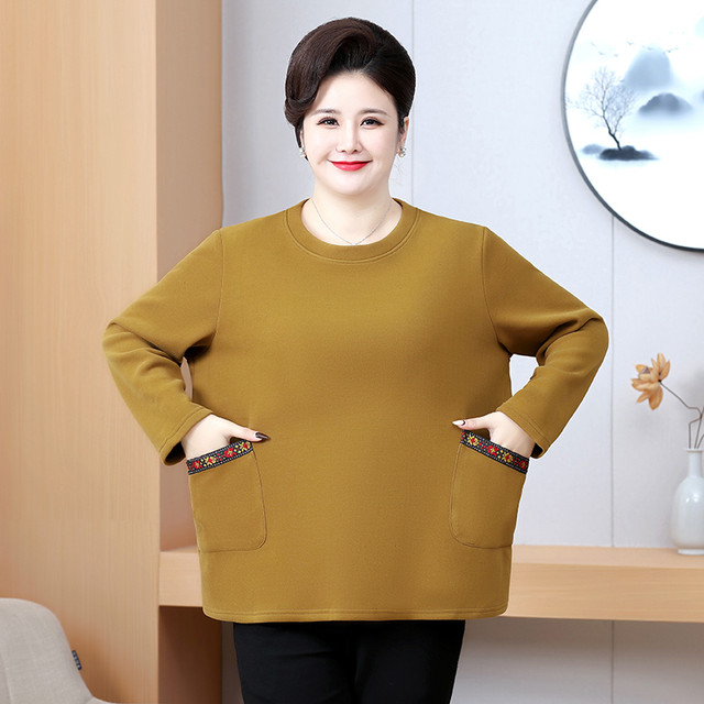 Middle -aged and elderly people keep the top and velvet thick long -sleeved autumn and winter sweater plus large size fat mother bottoming shirt
