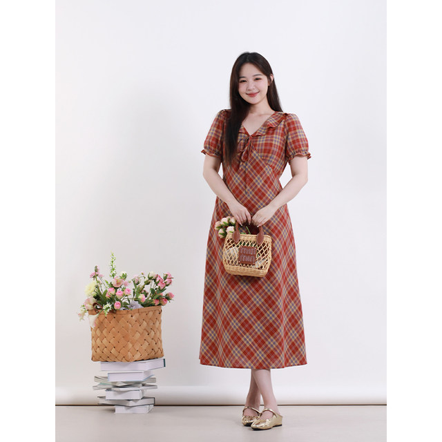 
Summer big size women's clothing red plaid sleeveless dress French temperament V-neck design pear-shaped midi skirt