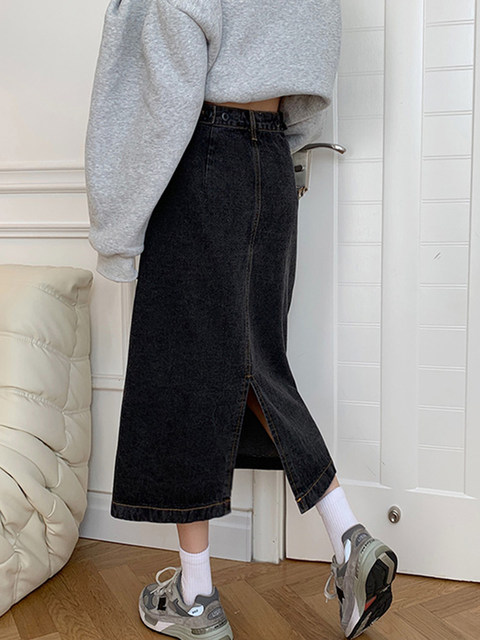 Large -size black half body skirt covering the belly fat sister MM span pear shape
