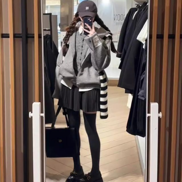 Summer versatile college style age-reducing small wool pleated short skirt large size sweet slim solid color skirt for women