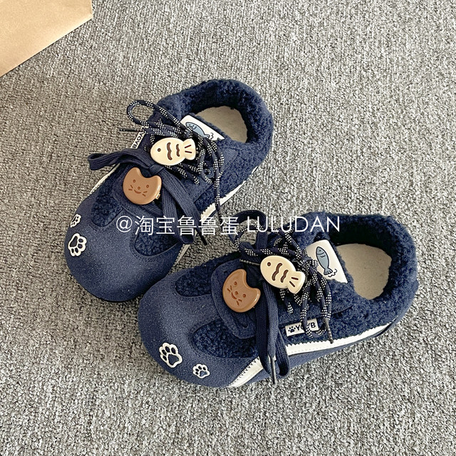 
Lulu Egg Retro Velvet Birkenstock Shoes Women's 2025 New Winter Thick Soled White Shoes Warm Second Cotton Shoes