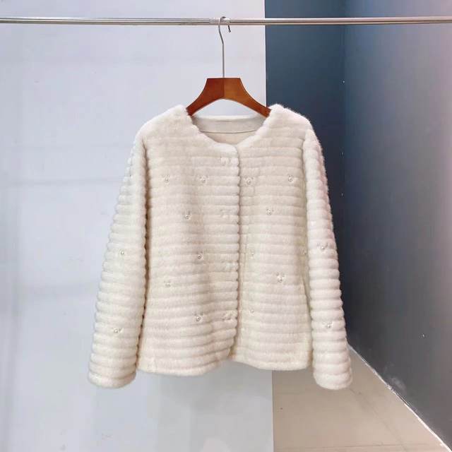 /Nalan Xun NO Return Shipping Fee Self-Care Round Neck Flower-cut Mian Velvet Pearl Embellished Short Fur Jacket Women's 9813
