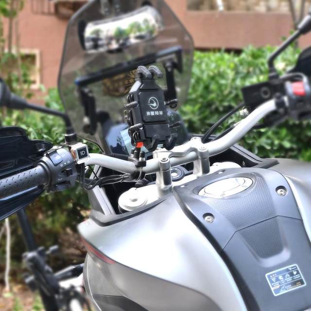 Monthly sales exceed 10,000, hit any brand, aluminum alloy strong shock-absorbing universal mobile phone holder for motorcycles and electric vehicles