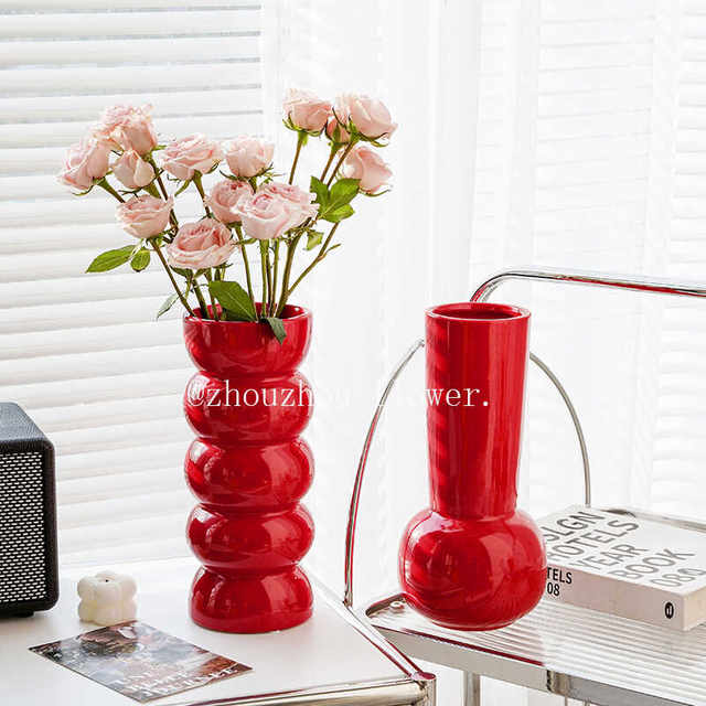 Medieval style ceramic vase Nordic high-end creative home art dry flower arrangement flower vessel living room decoration ornaments