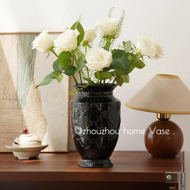 Relief ceramic high-temperature vase crafts home furnishings water-raised flowers living room decorations French cream style medieval