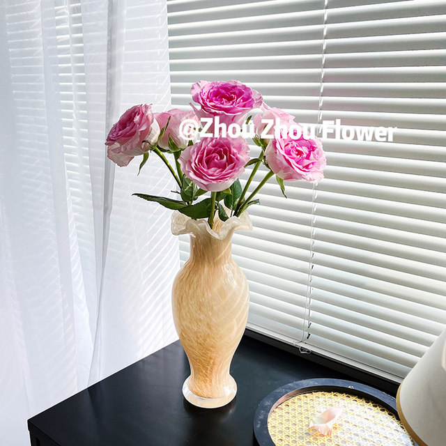 French medium -old flower bottle decorative hydroponic flower arrangement decoration table home retro light luxury simplicity flower flower fenton
