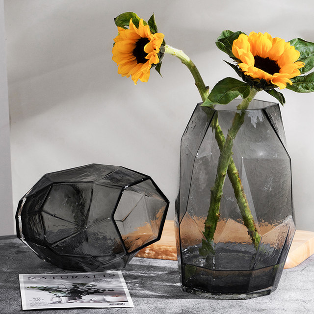 Modern simple geometric original color glass vase model room Nordic light luxury ornaments creative home soft decorations