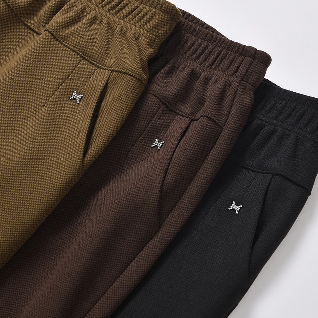 Older people's mother's trousers, autumn trousers, loose and fat, plus size, women's trousers, velvet, fat grandma 200Jin [Jin equals 0.5 kg] old lady