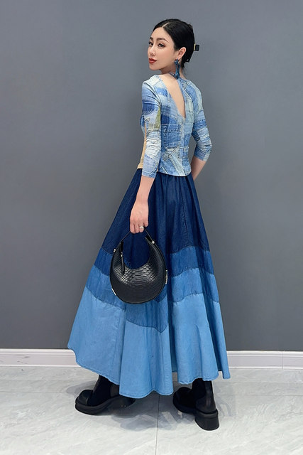 2025 summer new women's denim skirt big sway A-line umbrella skirt spliced ​​casual and fashionable long skirt