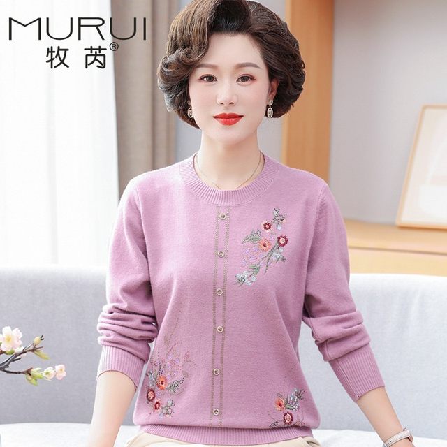 Mom autumn sweater bottoming small shirt middle -aged woman thin T -shirt middle and elderly people spring long sleeve top
