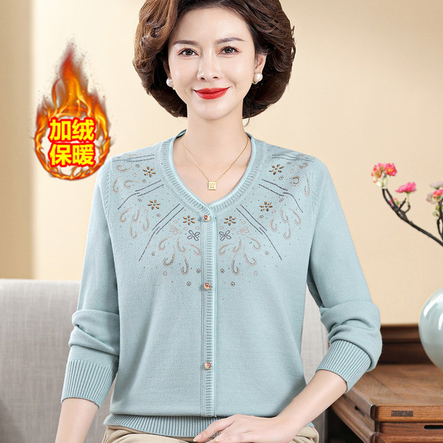 Middle-aged mother autumn and winter velvet knitted bottoming shirt warm top middle-aged and elderly women's all-in-one velvet thickened sweater