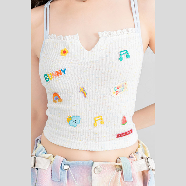 KEIKO Sweetheart Hot Girls Backless Cross-Stretching Vest 2024 Summer White Embroidered Navel Short Top
