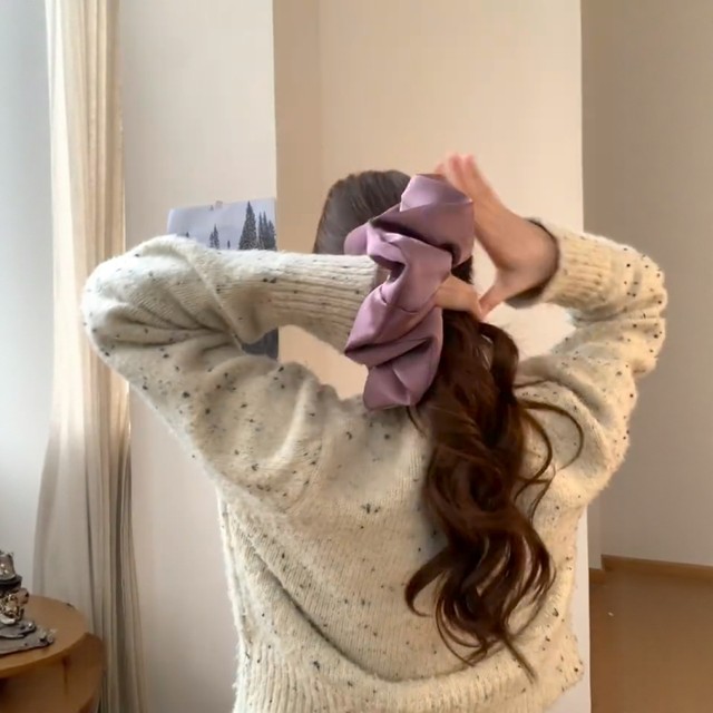 There are only 0 and countless times for low balls! Satin hair tie, temperament, French large intestine hair tie, headband, simple headband