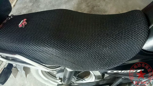 Применимо к новым континентам Honda Rui Meng SDH125-65 Мотоцикл 3D-сетчатый рукав CBF125T