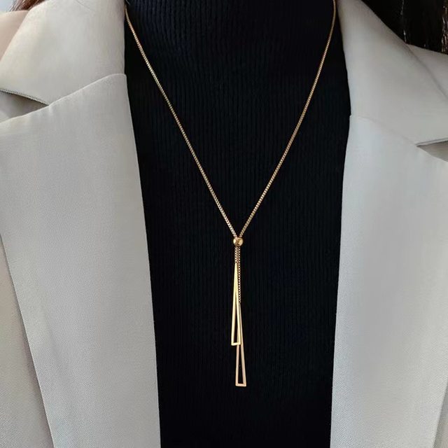 
2025 Hot Style High-end Long Necklace Women's Light Luxury Niche Accessory Geometric Sweater Chain Autumn and Winter Clothing Accessories Trend