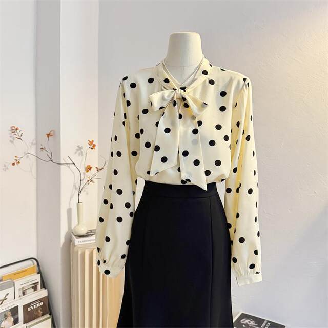 Lace-up bow polka dot chiffon shirt for women 2025 spring new French temperament polka dot printed long-sleeved shirt top