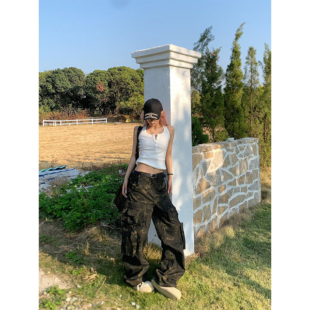 NECOYEP 2025 American pure and delicate style single-breasted base vest female hot girl slim sleeveless base top
