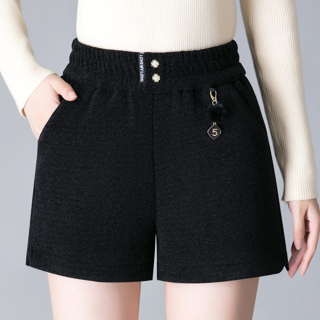 Autumn and winter thickened velvet shorts for women, elastic high-waisted, large size, loose, slimming and obese MM outer wear bottoming middle-aged mom pants