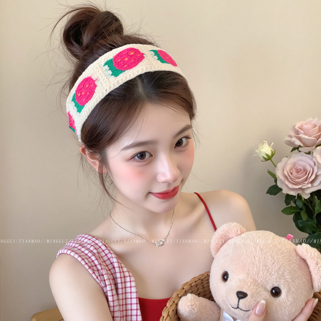 Li Qin's same style hair dip sticker bangs sticker knitted embroidered hairband Velcro hair sticker broken hair arrangement artifact