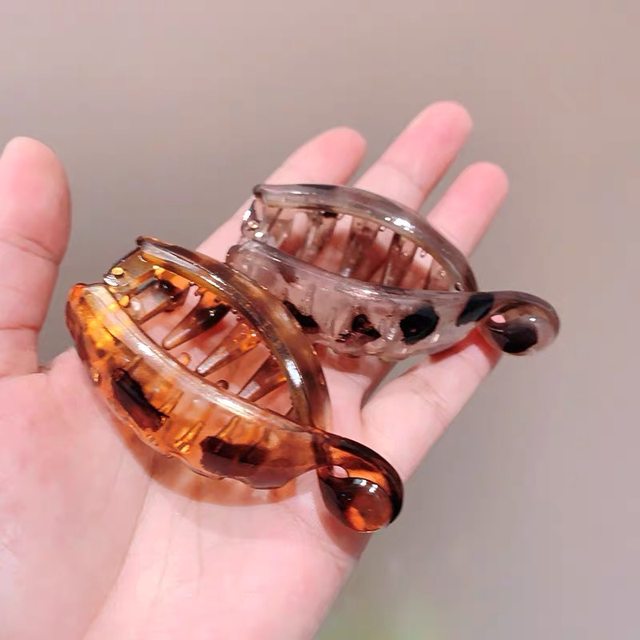 Anti-slip small banana hair clip girl hair clip vertical clip ponytail twist clip Korean hair clip hair clip