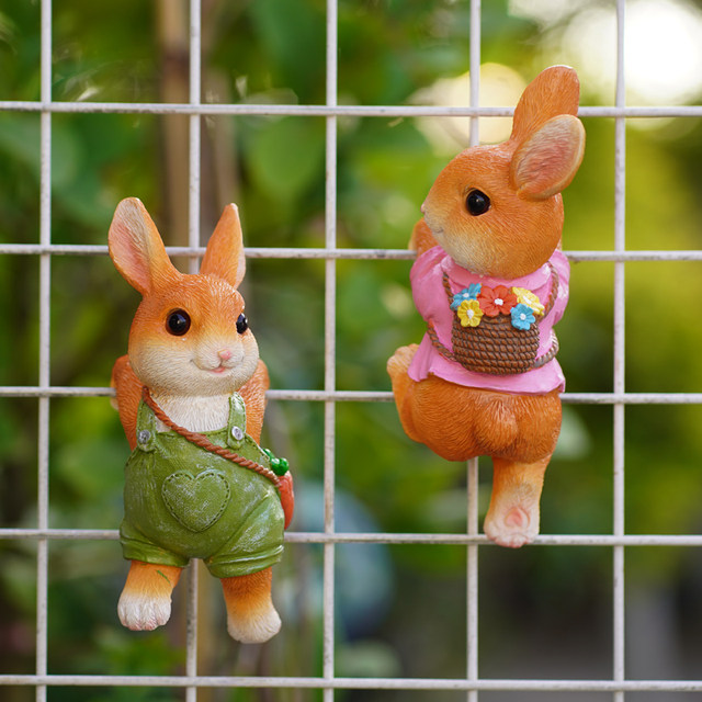 Cartoon rabbit flower pot pendant fish tank side hanging ornament garden courtyard balcony climbing flower tank landscaping decoration
