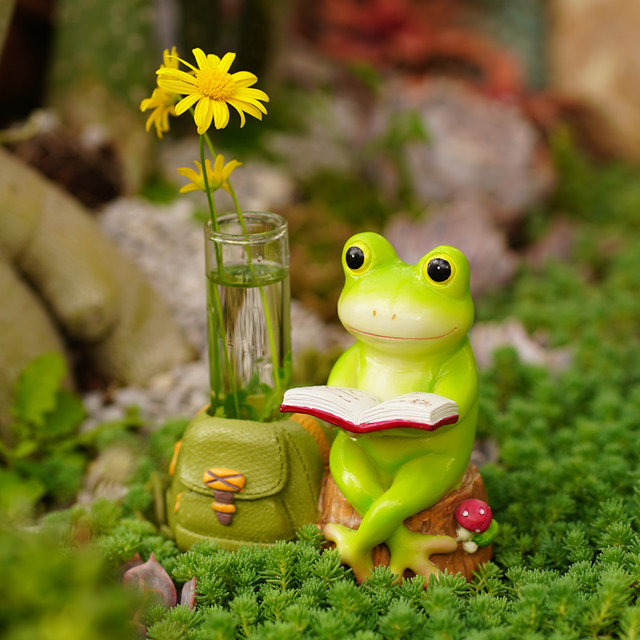 Creative frog reading hydroponic glass vase simulated dry flower arrangement cute living room desktop test tube flower device decoration